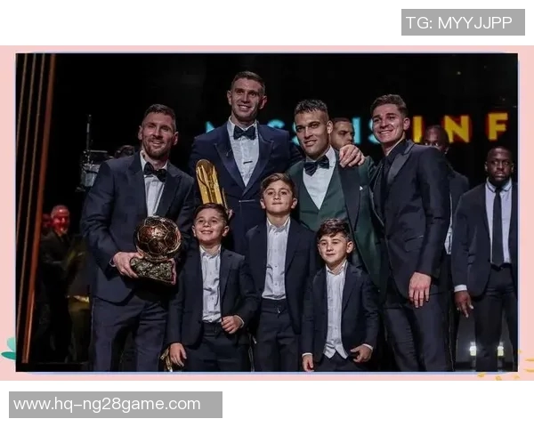 马丁内斯的传奇旅程与足球生涯的辉煌成就探索